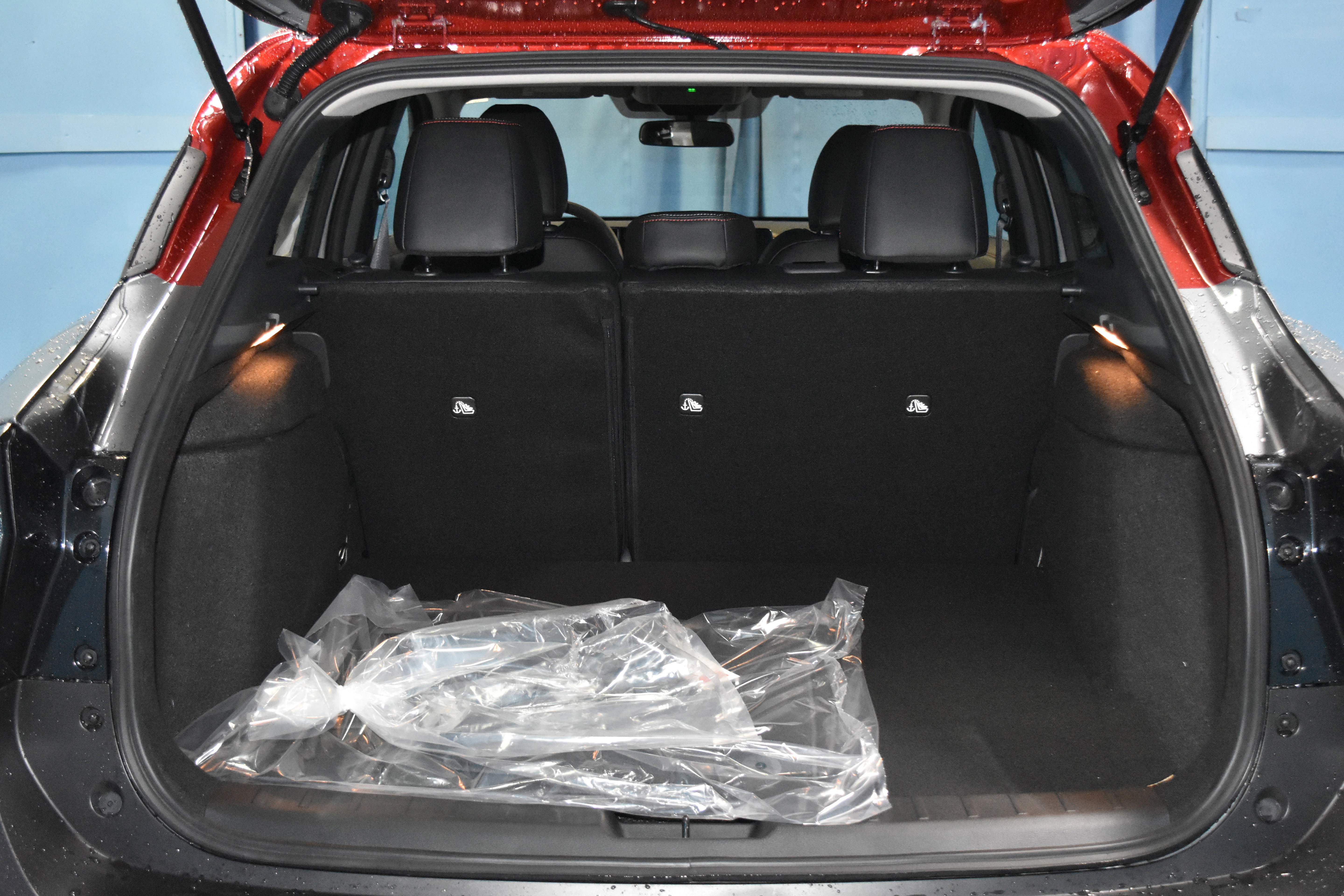 New 2026 Nissan Kicks SR w/ Cold Weather Package image 26