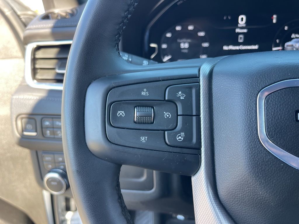 Used 2024 GMC Yukon XL Denali image 17