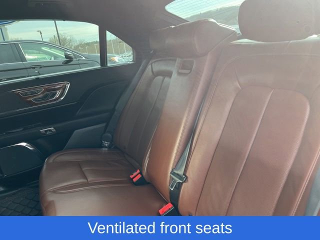 Used 2020 Lincoln Continental Reserve w/ Rear Seat Amenities Package AWD/4WD image 46