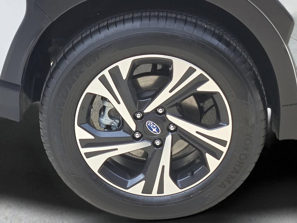 Certified 2025 Subaru Crosstrek 2.5i Premium AWD/4WD image 8
