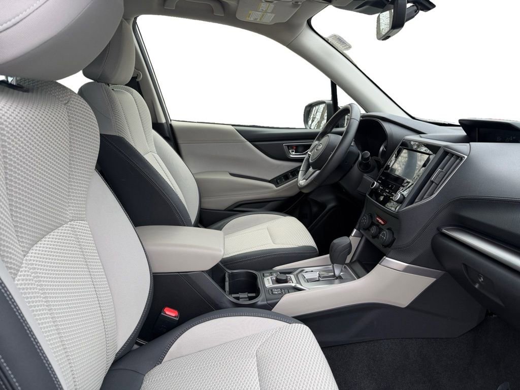 Used 2023 Subaru Forester Premium image 13