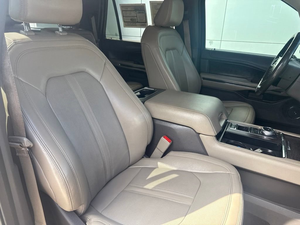 Certified 2021 Ford Expedition Max Limited RWD image 32