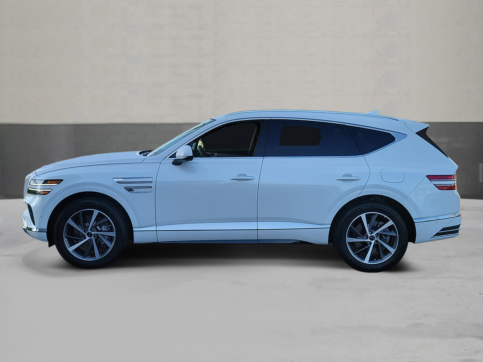 Certified 2026 Genesis GV80 3.5T Advanced AWD/4WD image 3