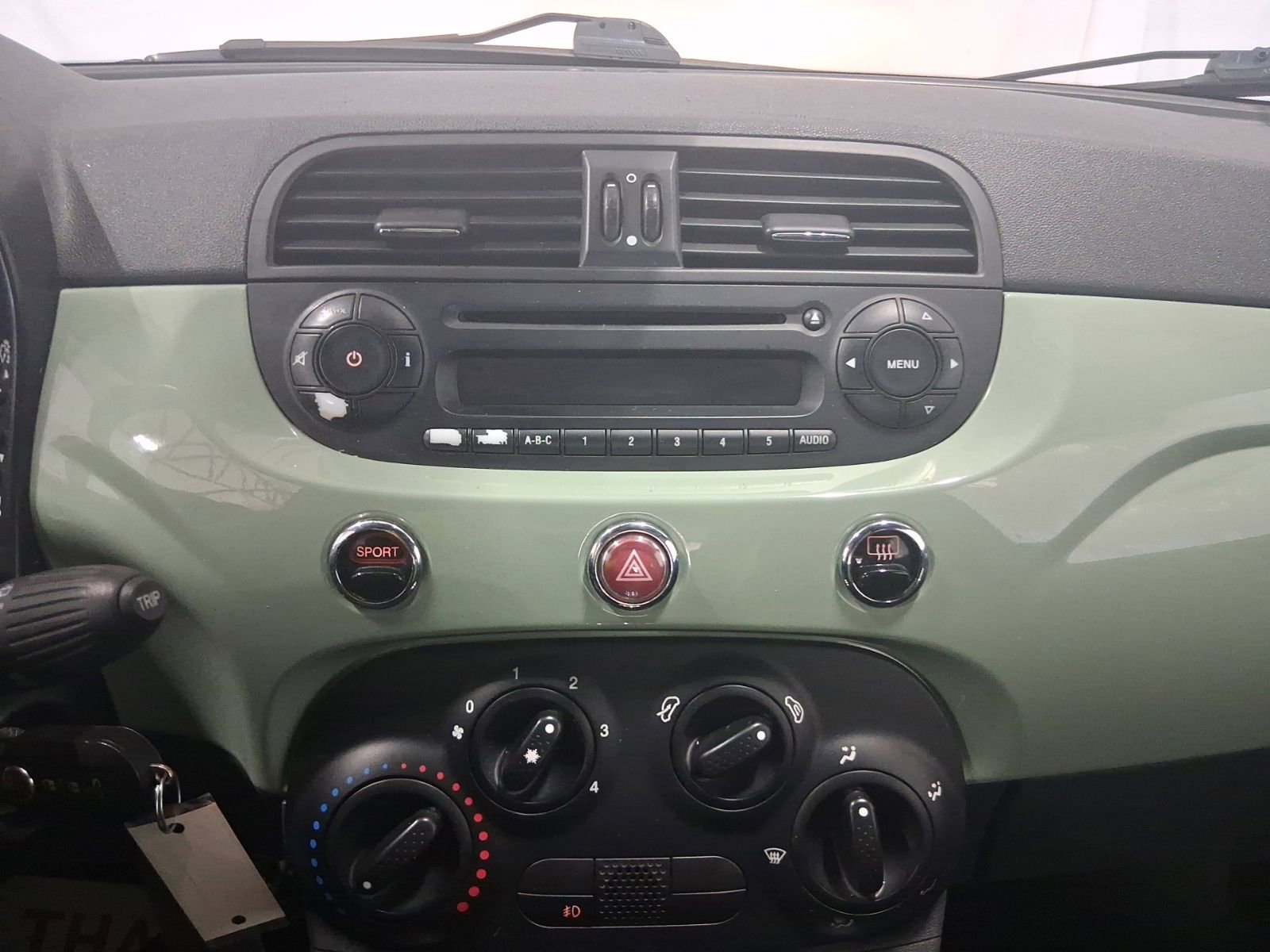 Used 2015 FIAT 500 Sport image 23