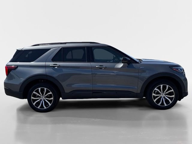 Used 2025 Ford Explorer ST-Line AWD/4WD image 6
