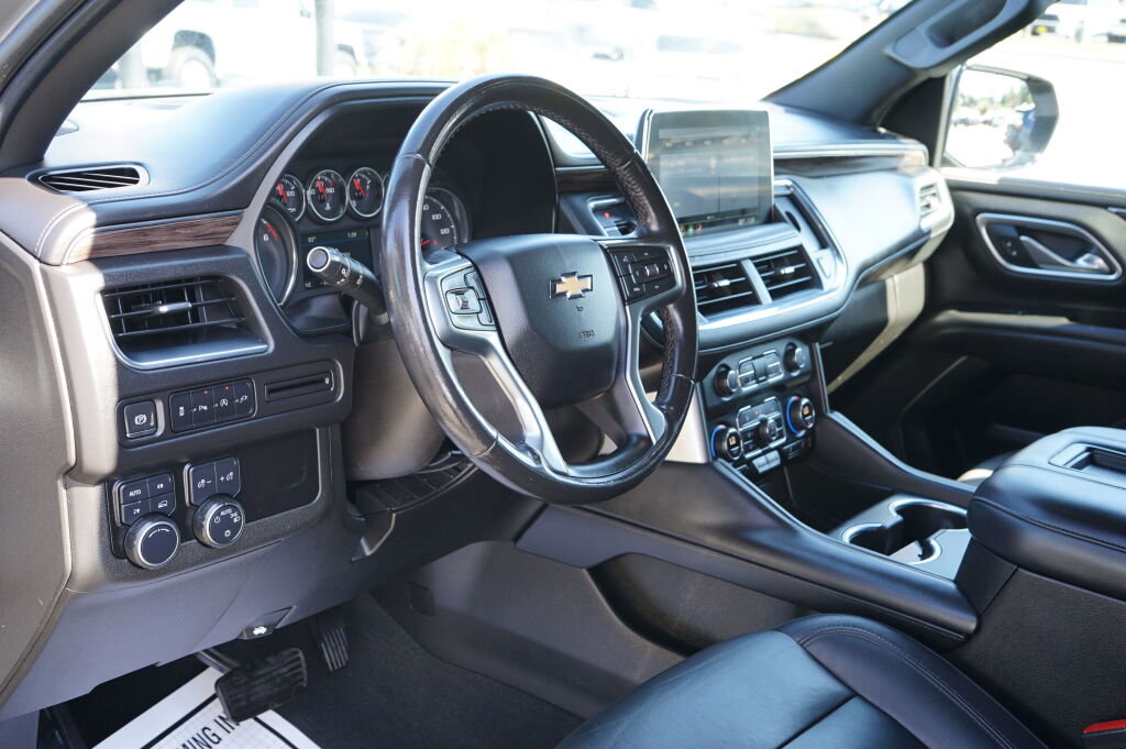 Used 2021 Chevrolet Suburban LT image 12