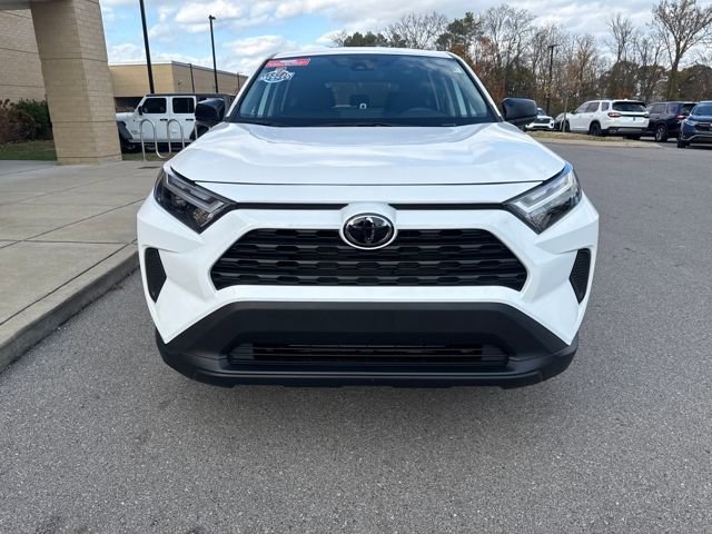 Used 2024 Toyota RAV4 LE image 7