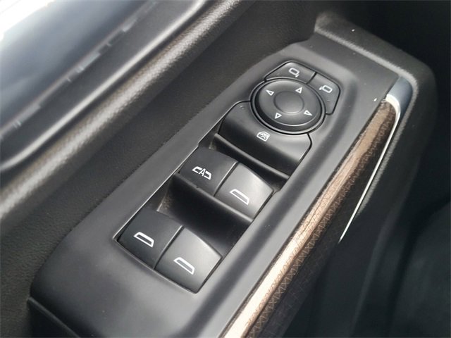 Used 2020 Chevrolet Silverado 1500 LT w/ Convenience Package image 26