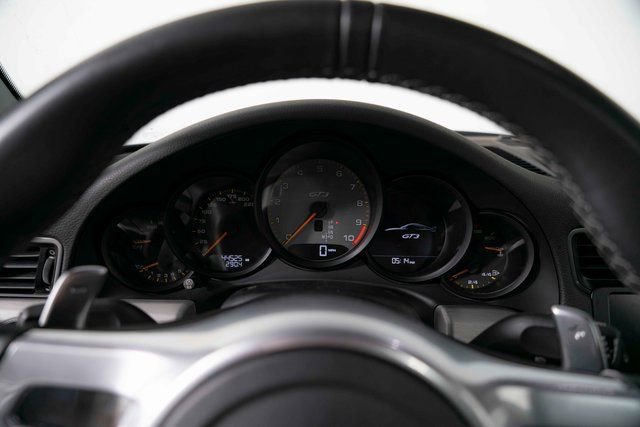 Used 2015 Porsche 911 GT3 image 18