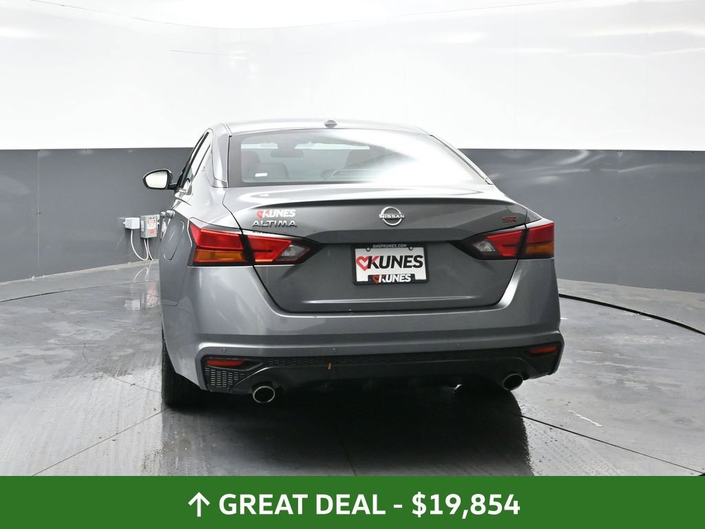 Used 2024 Nissan Altima 2.5 SR image 14
