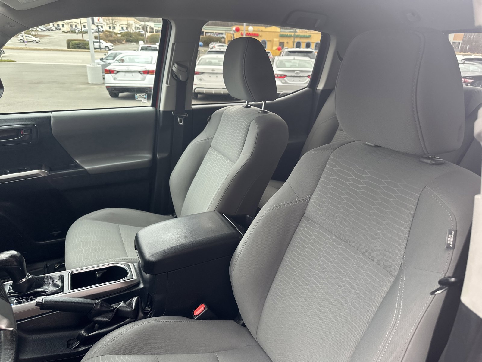 Used 2019 Toyota Tacoma SR5 image 16