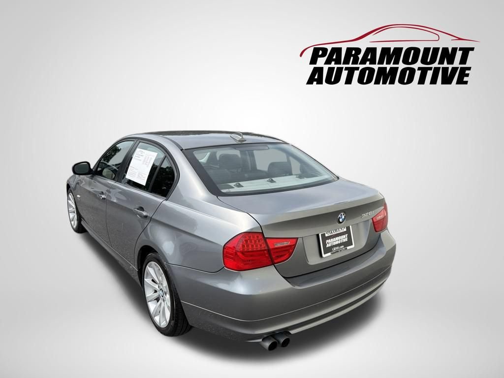 Used 2011 BMW 328i xDrive Sedan AWD/4WD image 7