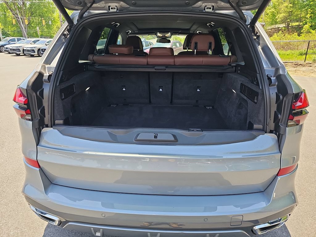 Certified 2026 BMW X5 xDrive40i w/ M Sport Package AWD/4WD image 27