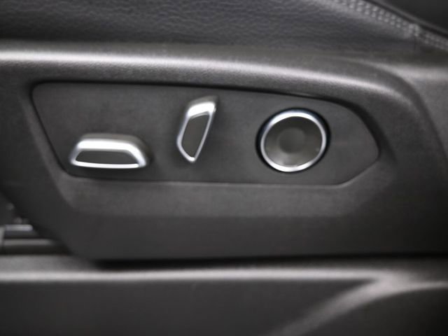 Used 2024 GMC Yukon XL Denali image 33