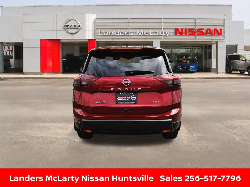 Used 2025 Nissan Rogue S AWD/4WD image 5