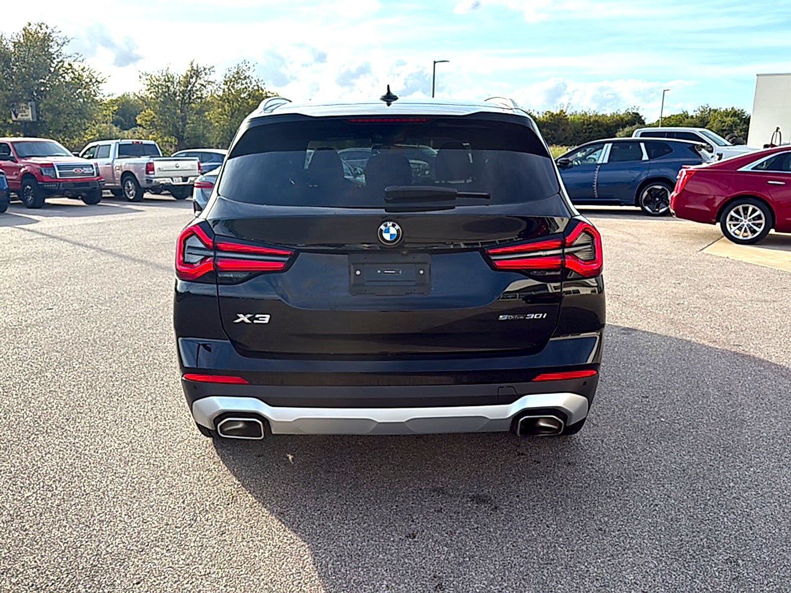 Used 2024 BMW X3 sDrive30i w/ Premium Package w/ZPA RWD image 6