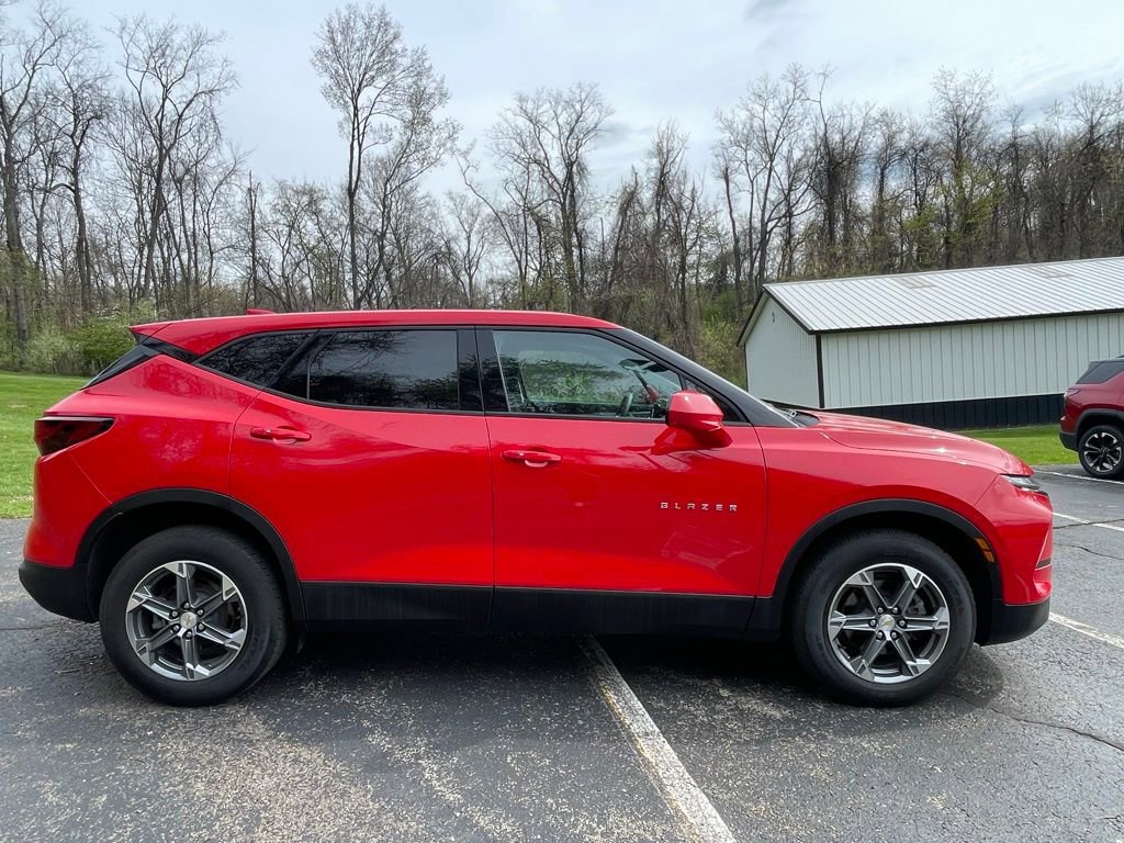 Used 2024 Chevrolet Blazer LT w/ Driver Confidence Package image 2