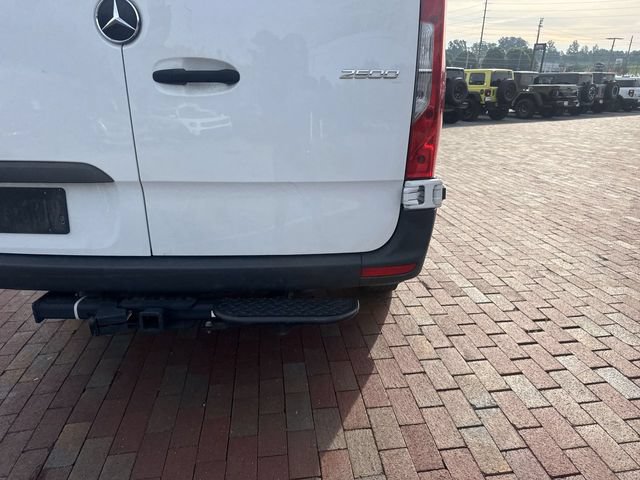 Used 2025 Mercedes-Benz Sprinter 2500 image 12