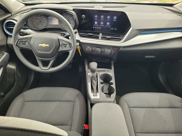 Used 2026 Chevrolet Trax LS FWD image 11