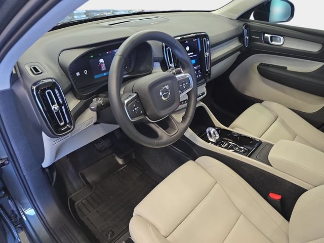 Used 2026 Volvo XC40 B5 Ultra w/ Climate Package AWD/4WD image 19