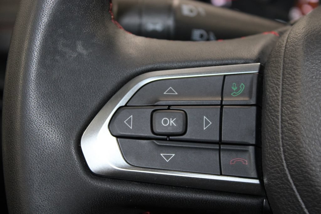 Used 2024 Jeep Compass Trailhawk AWD/4WD image 30