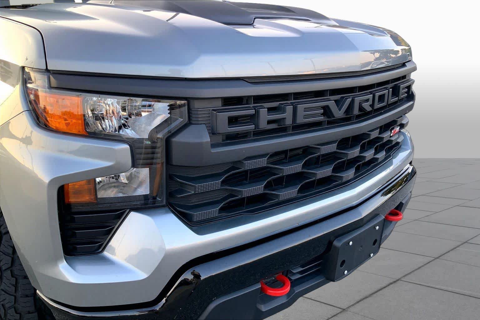 Used 2025 Chevrolet Silverado 1500 Custom Trail Boss AWD/4WD image 27