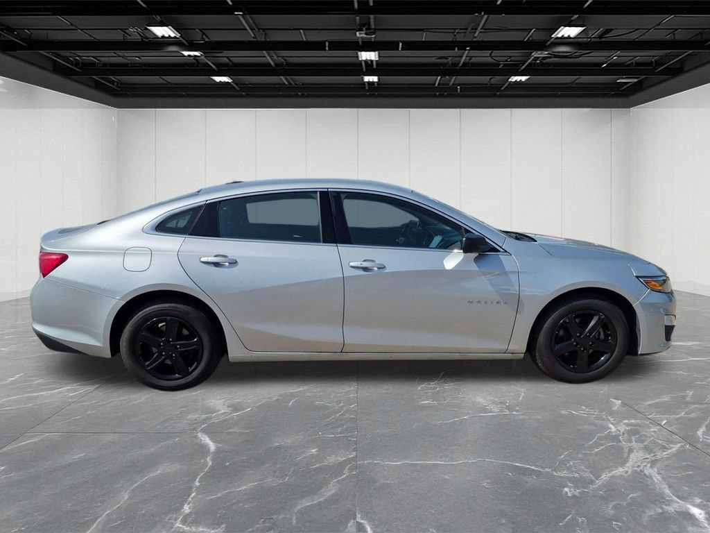 Used 2021 Chevrolet Malibu LS FWD image 6