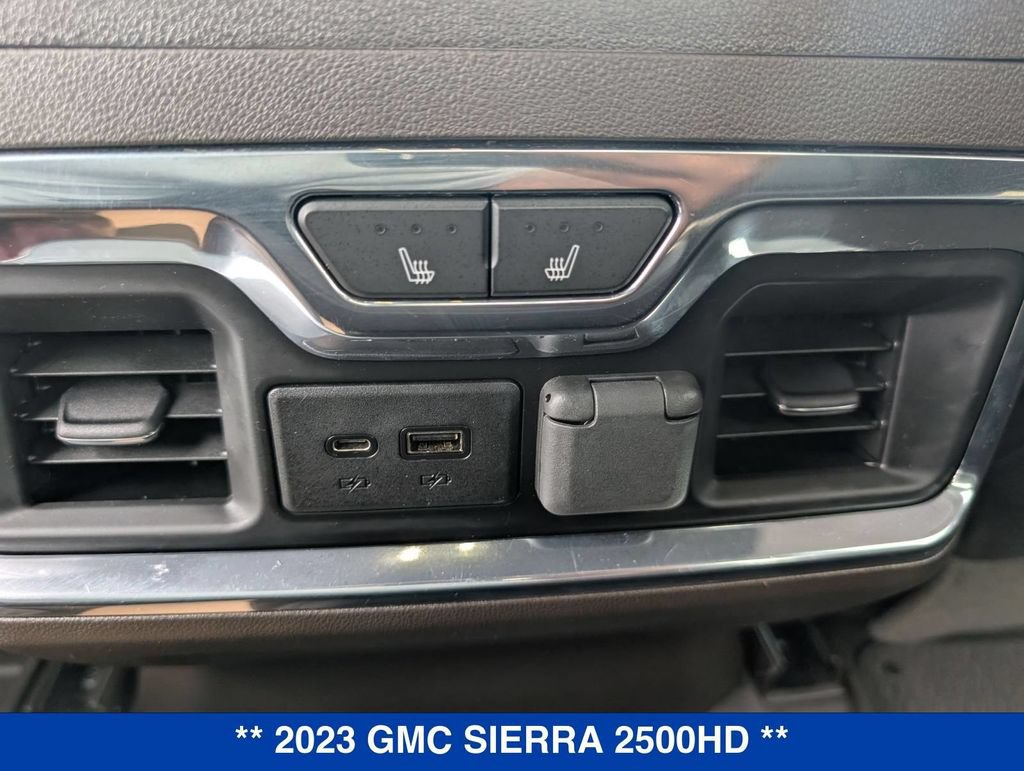 Used 2023 GMC Sierra 2500 Denali w/ Denali Black Diamond Edition AWD/4WD image 19