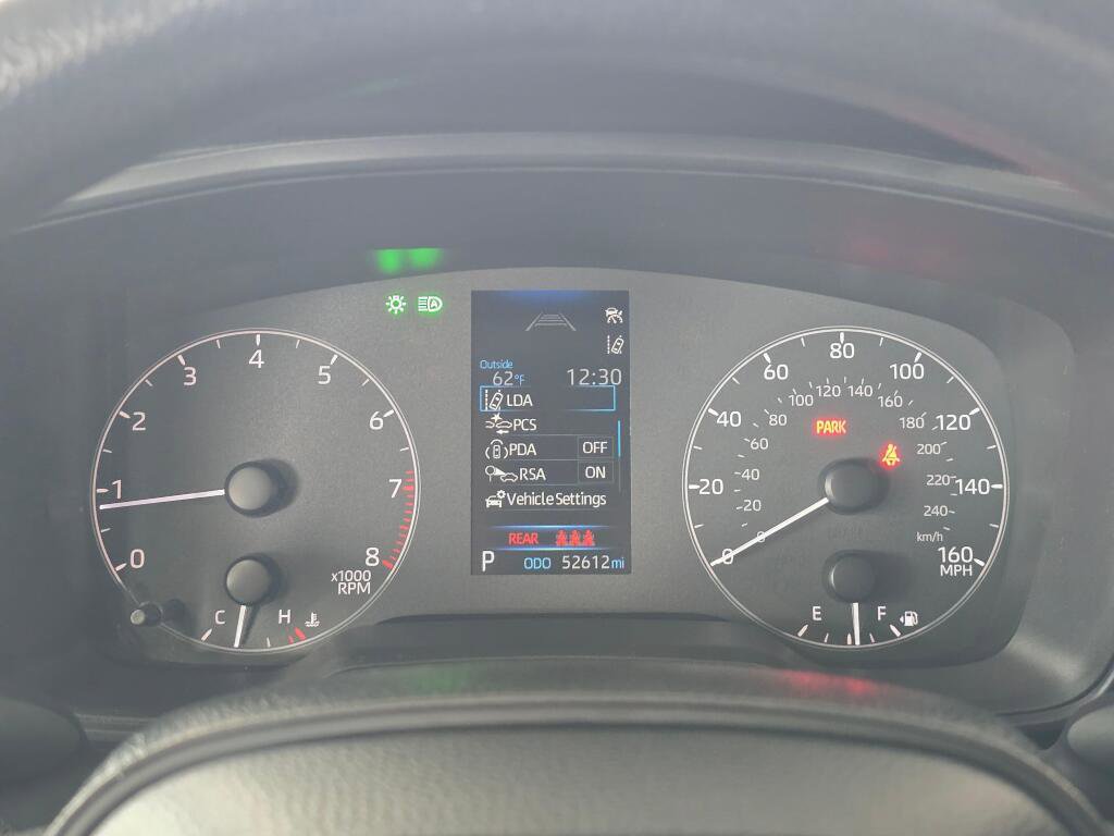 Used 2024 Toyota Corolla LE FWD image 27