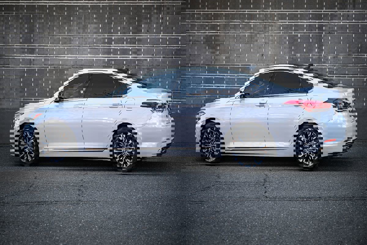 Used 2015 Hyundai Genesis 3.8 w/ Option Group 03 AWD/4WD image 3