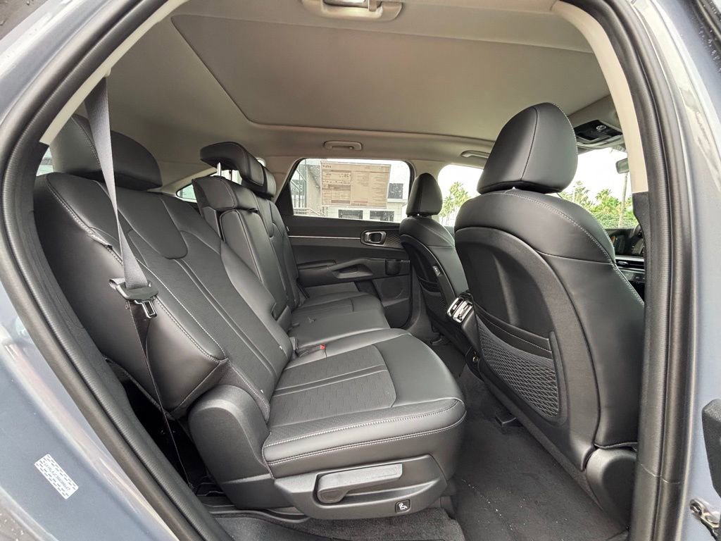 New 2025 Kia Sorento S w/ Panoramic Sunroof Package image 20