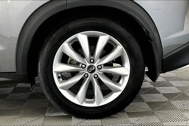 Used 2019 INFINITI QX50 Essential w/ Premium Heat Package image 8