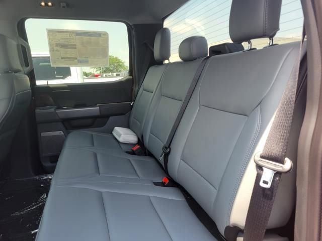 New 2025 Ford F150 Lightning Flash image 15