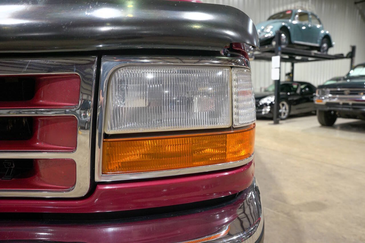 Used 1995 Ford Bronco XLT AWD/4WD image 35