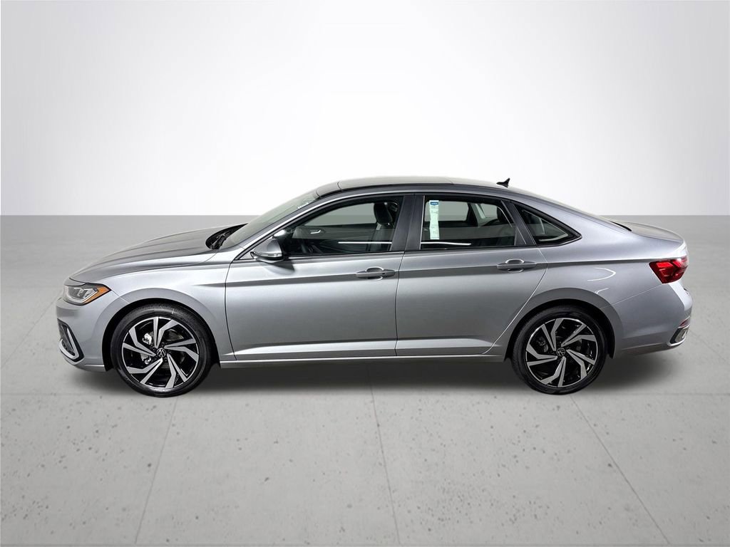 New 2026 Volkswagen Jetta SEL image 9