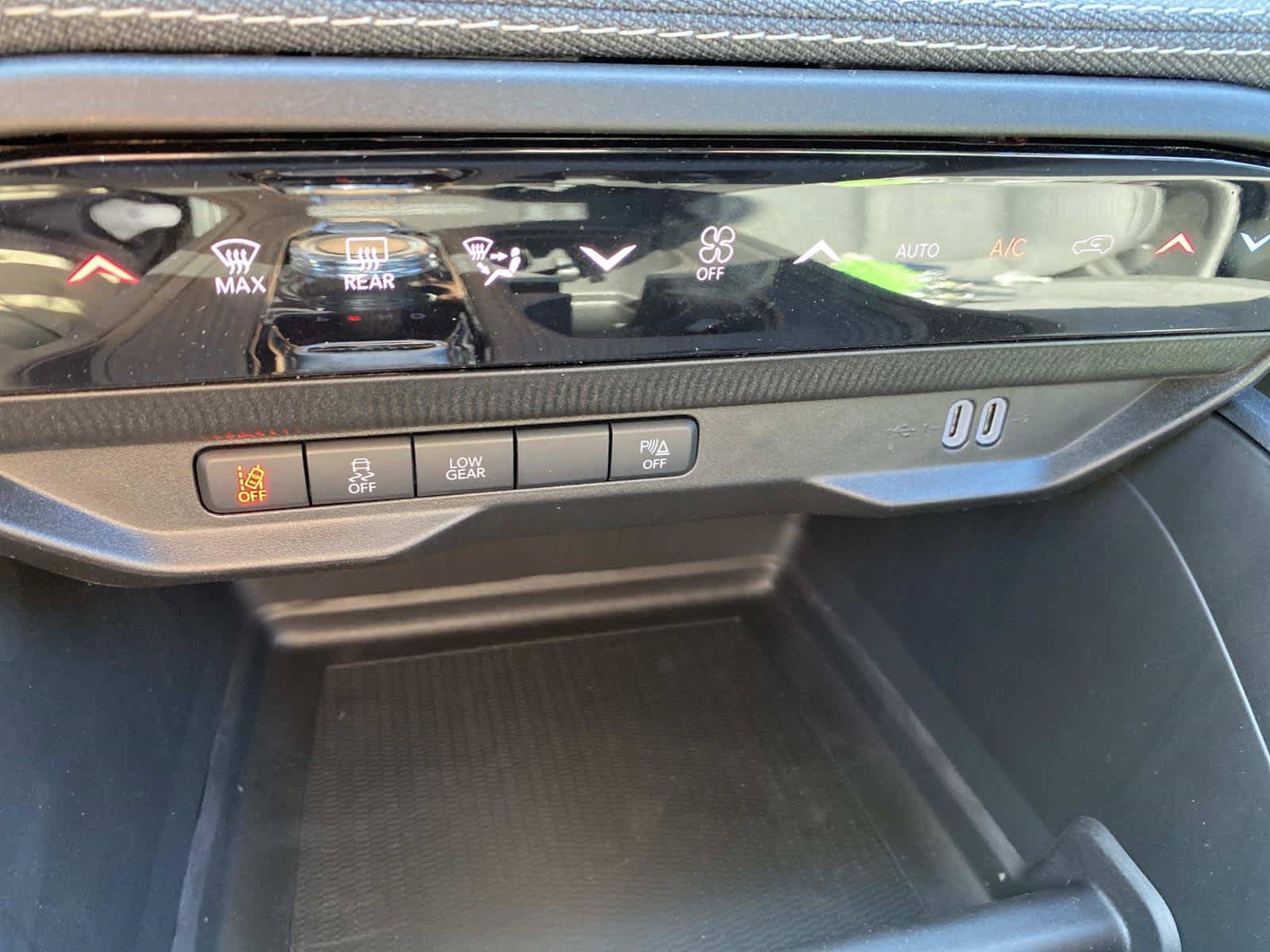 New 2026 Jeep Cherokee Laredo AWD/4WD image 10
