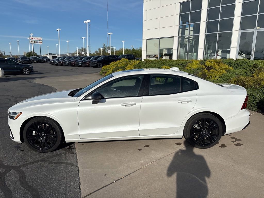 Certified 2023 Volvo S60 B5 Plus w/ Climate Package FWD image 10