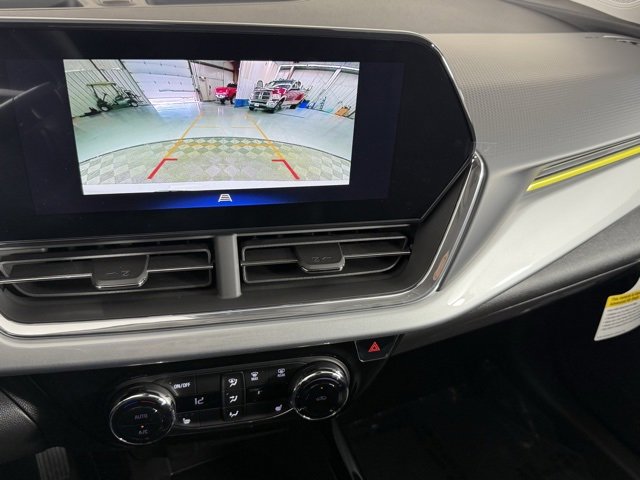 New 2025 Chevrolet Trax LT w/ Driver Confidence Package image 22