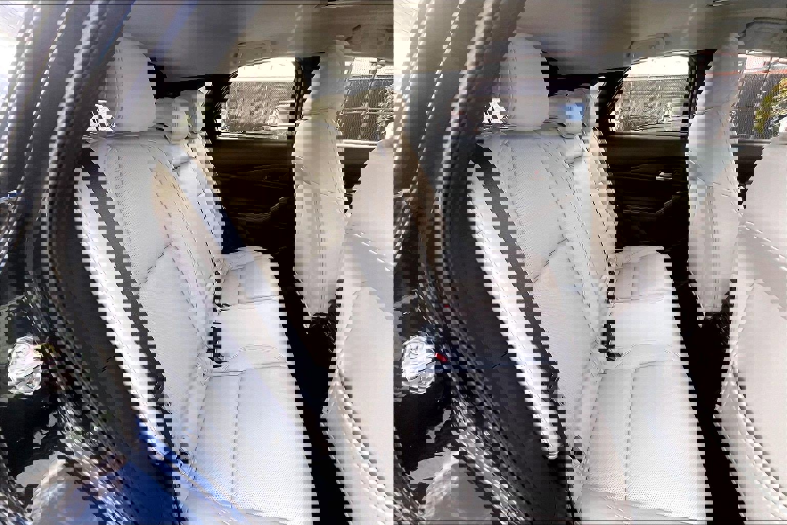 Used 2023 MAZDA CX-30 AWD 2.5 S w/ Premium Package image 32