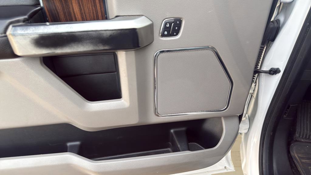 Used 2015 Ford F150 Lariat w/ Equipment Group 502A Luxury image 23