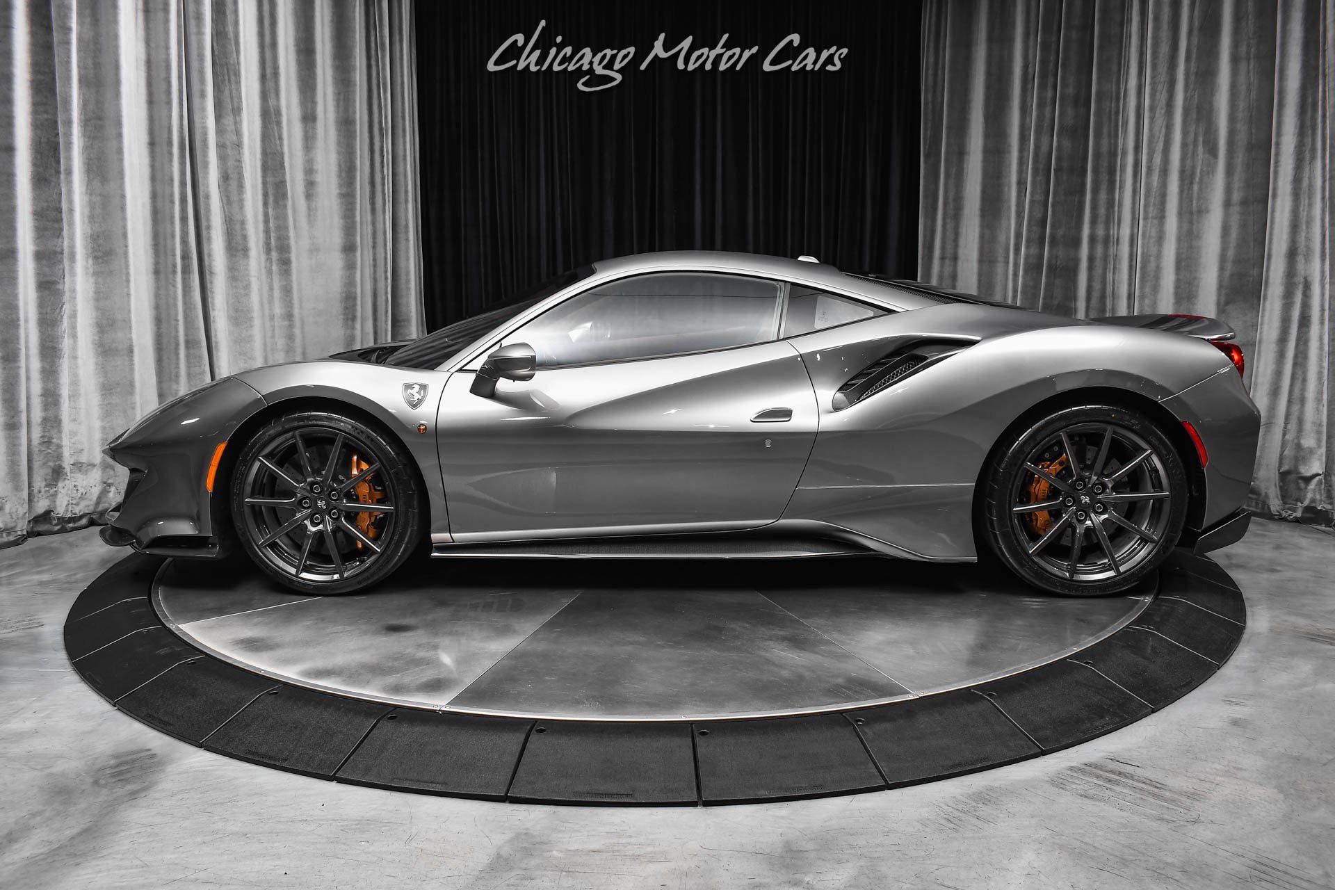 Used 2019 Ferrari 488 Pista Coupe RWD image 38