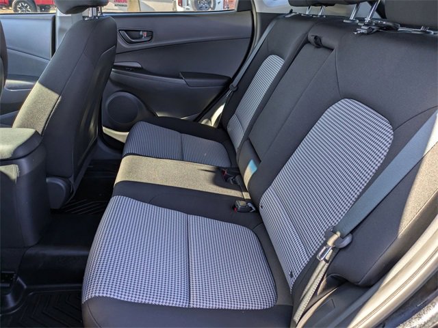Used 2022 Hyundai Kona SE image 25
