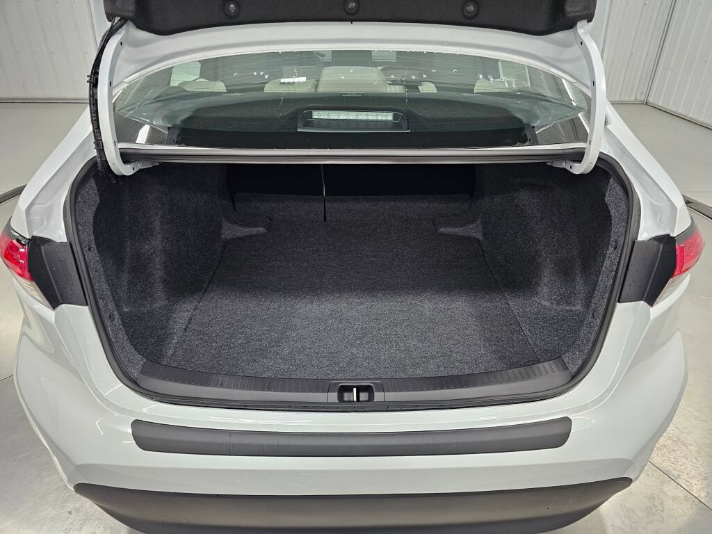 New 2026 Toyota Corolla LE FWD image 15