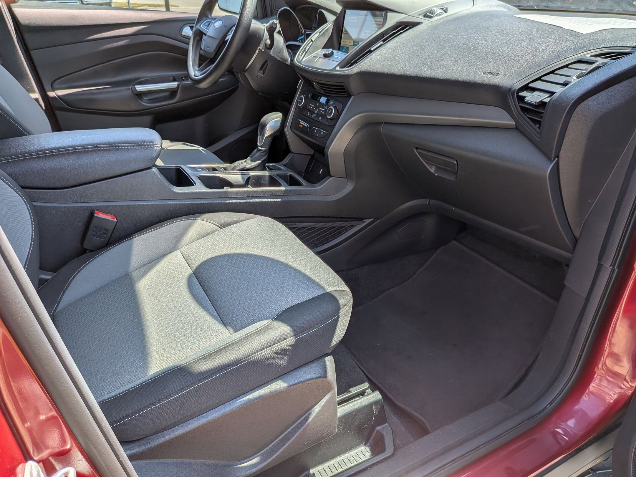 Used 2019 Ford Escape SE AWD/4WD image 20