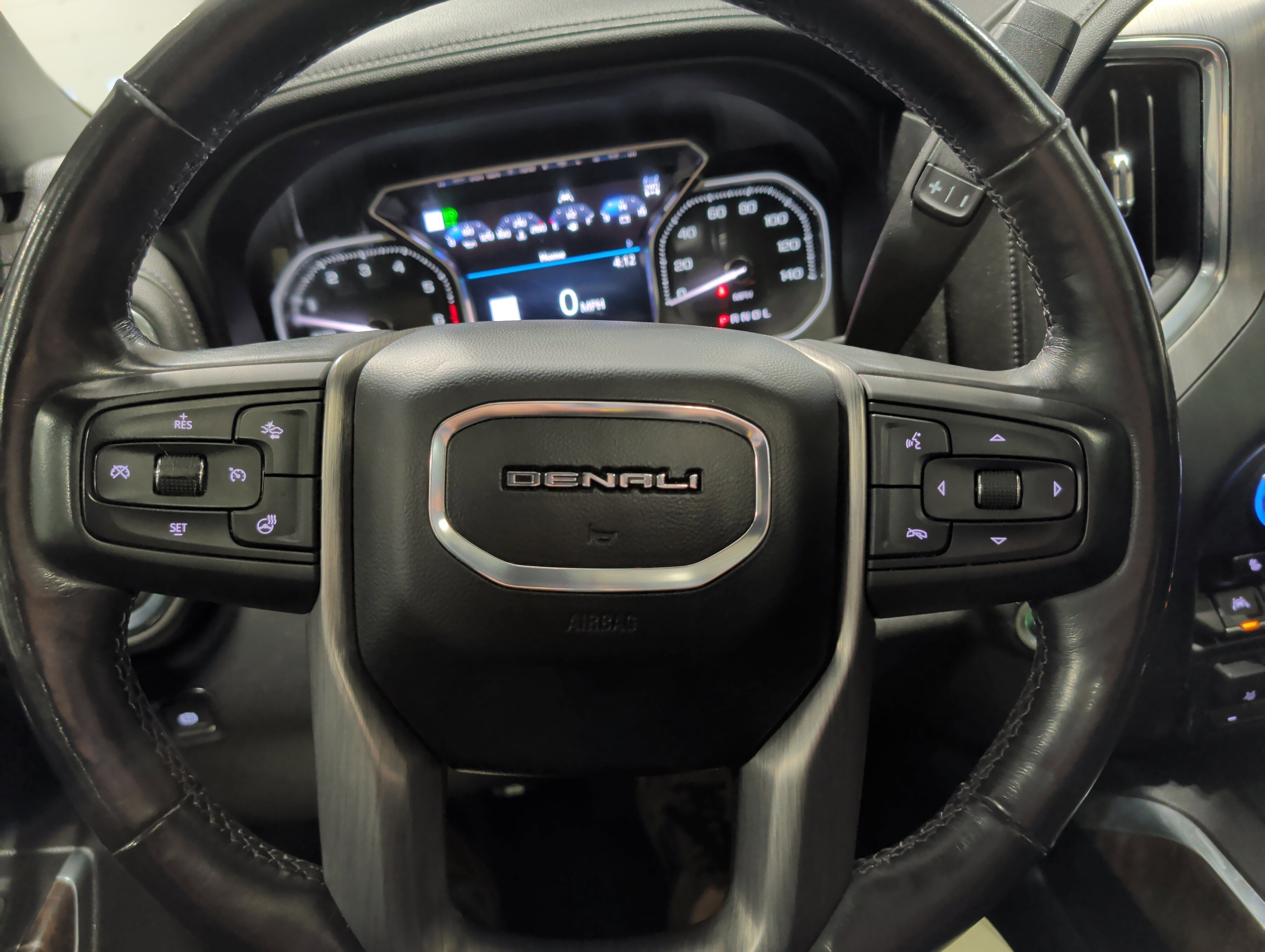 Used 2019 GMC Sierra 1500 Denali w/ Denali Ultimate Package image 9