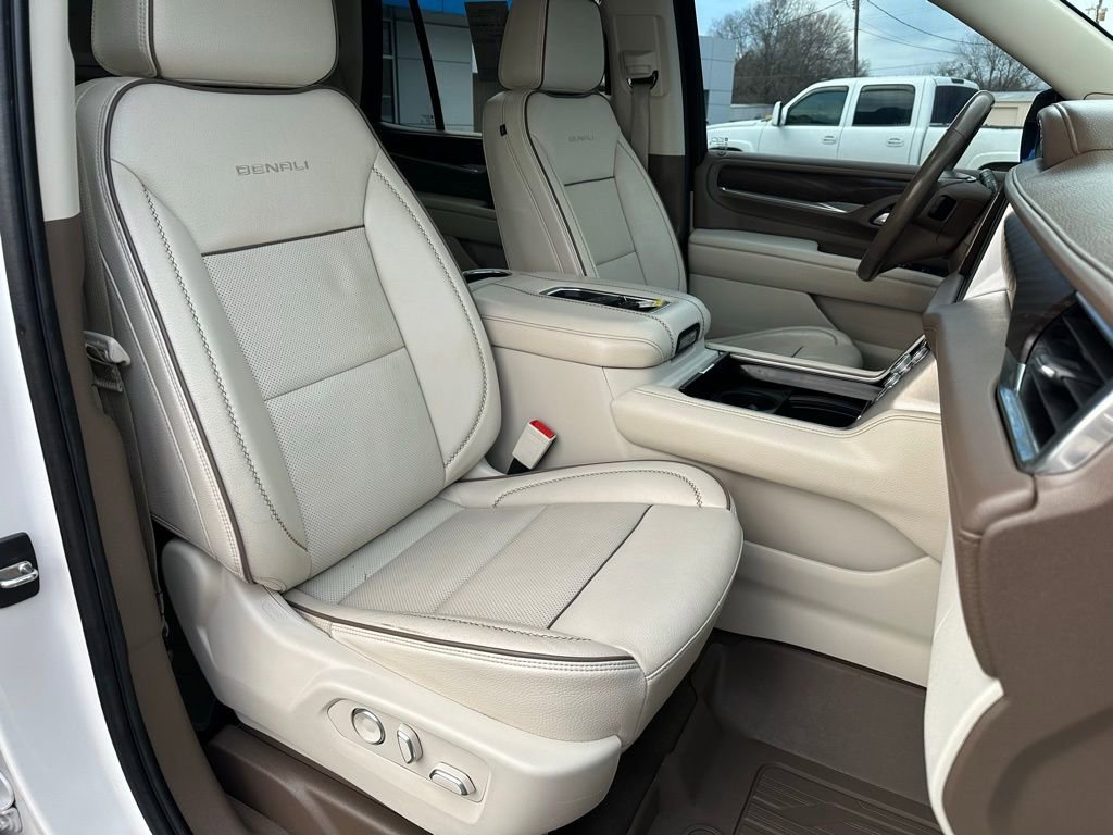 Used 2021 GMC Yukon Denali image 19