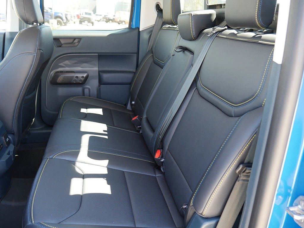 Used 2026 Ford Maverick Lobo AWD/4WD image 17