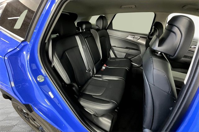 New 2026 Kia Sportage EX image 11