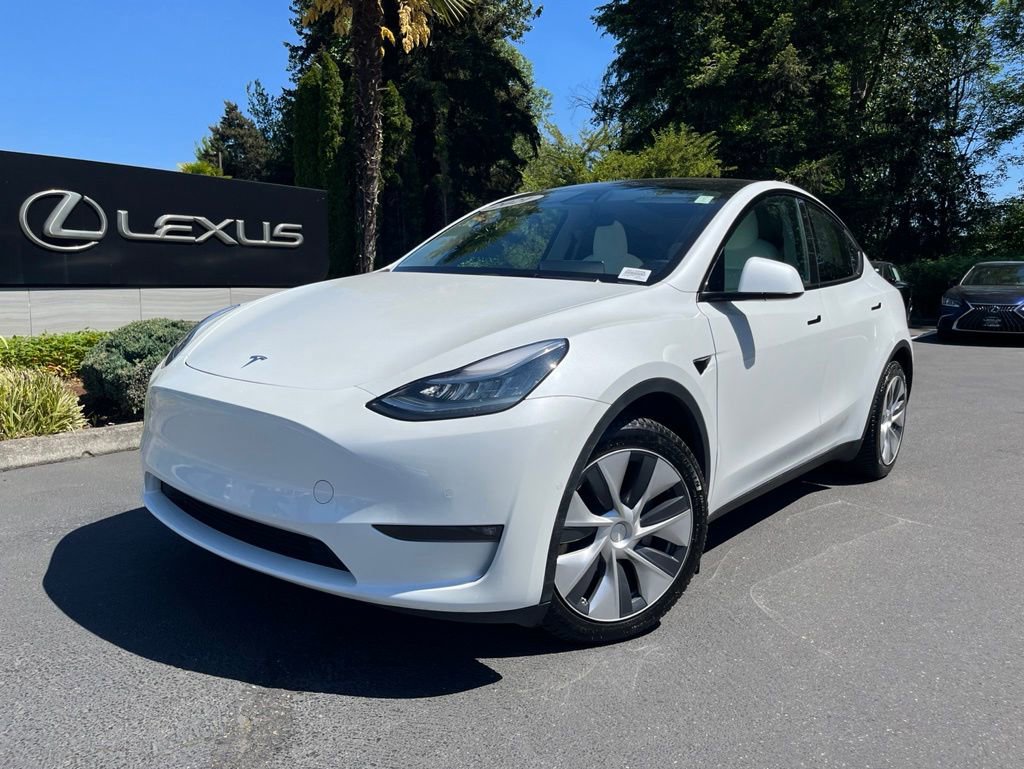 Used 2021 Tesla Model Y Long Range AWD/4WD image 1