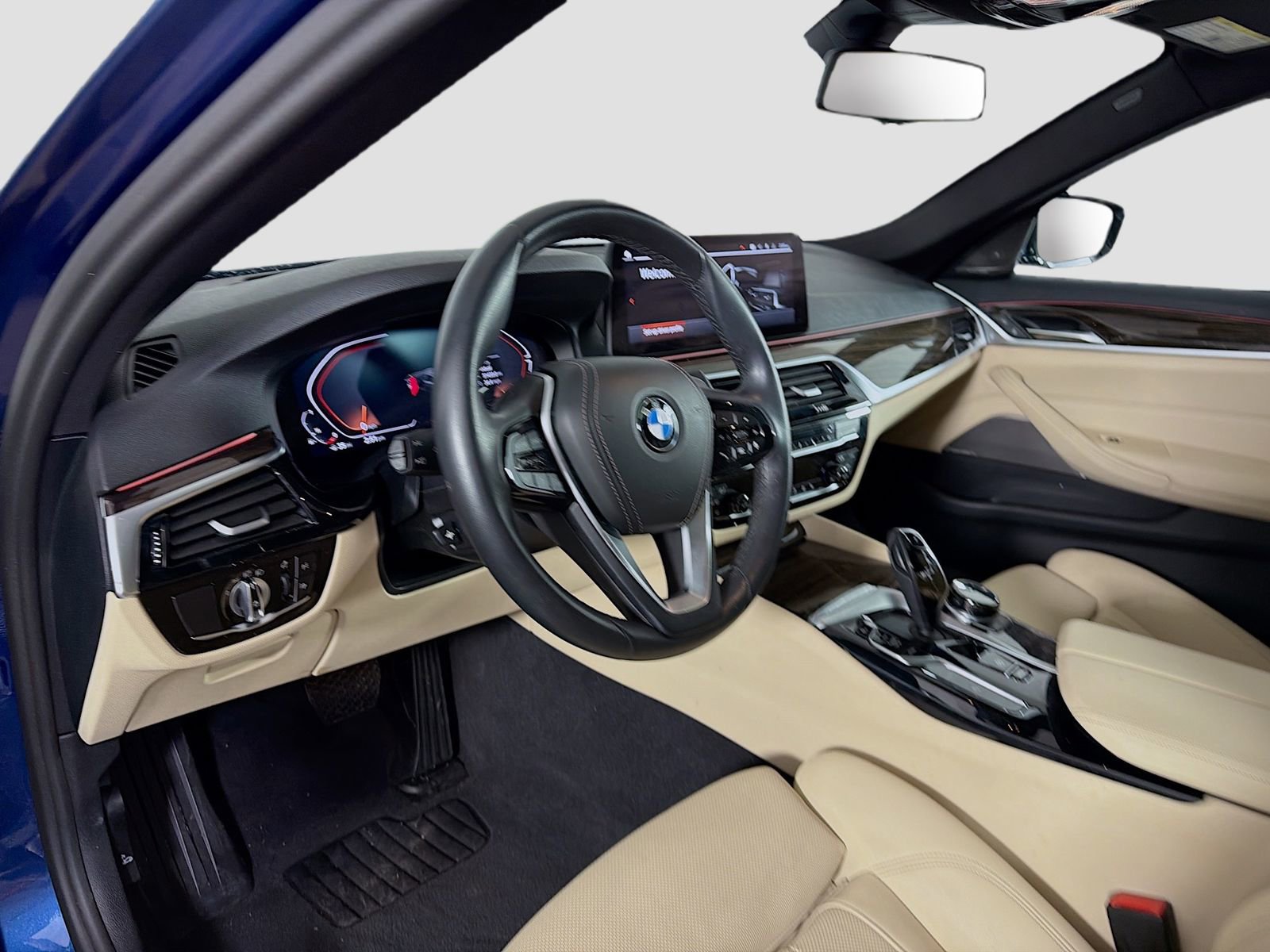 Used 2023 BMW 540i xDrive w/ Executive Package image 10